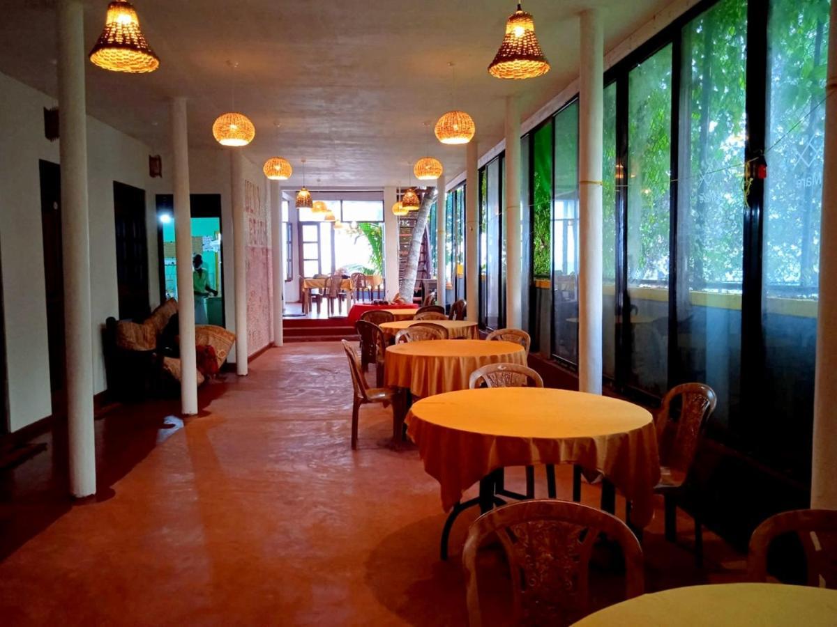 Lucky Sea Beach Hotel Tangalle Exterior foto